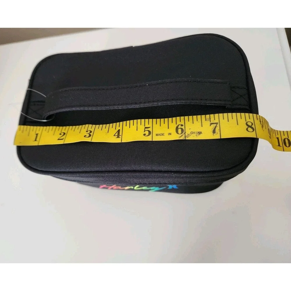 Hurley Women's Cosmetic Toiletry Travel Bag  MakeUp Bag Black‎ Zip Closure
